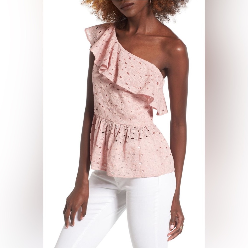 One shoulder asymmetrical pink top